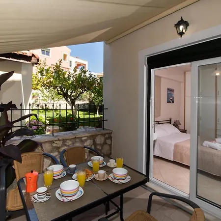 Nektaria Villa *
